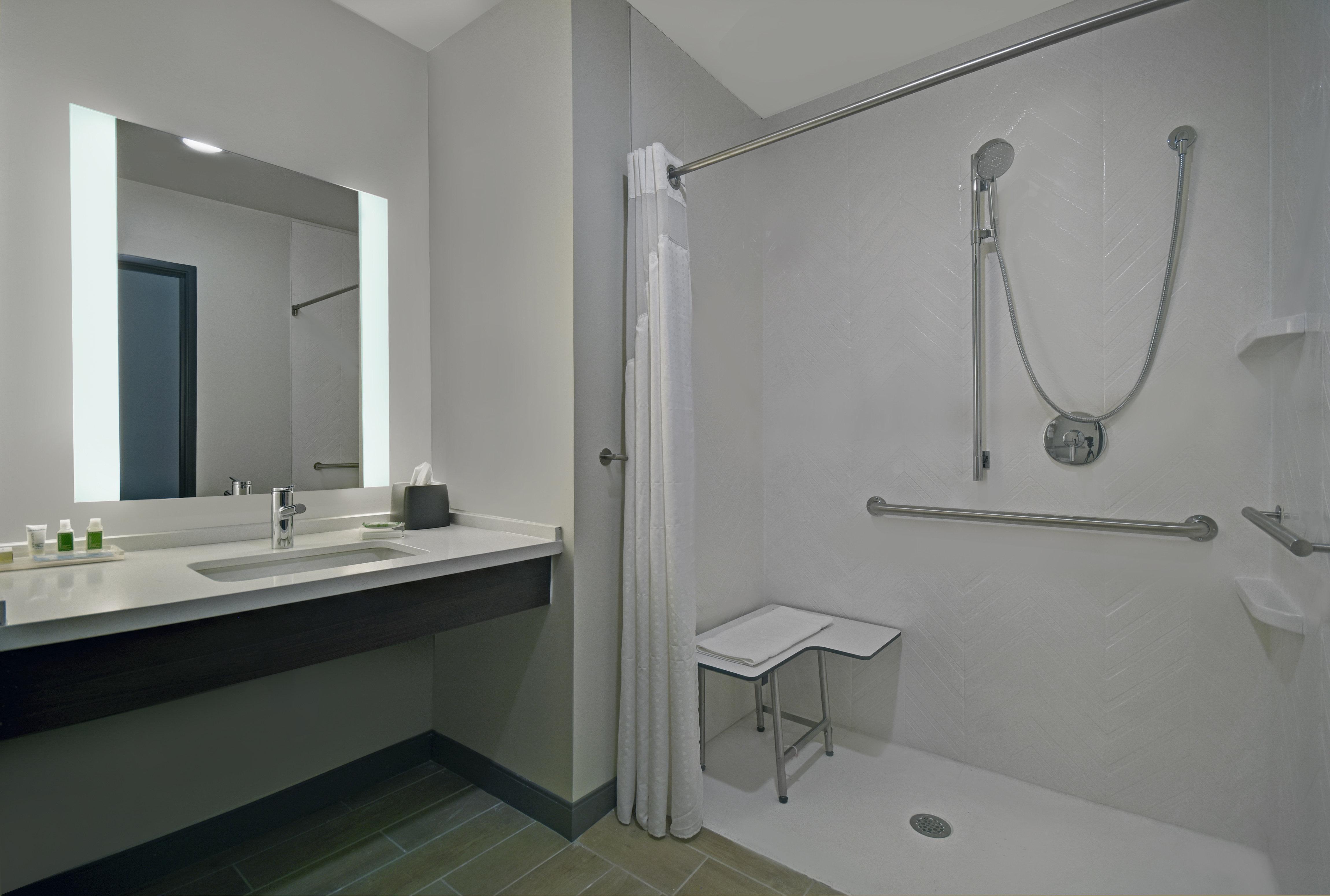 Holiday Inn Grand Rapids North - Walker By Ihg Exterior foto