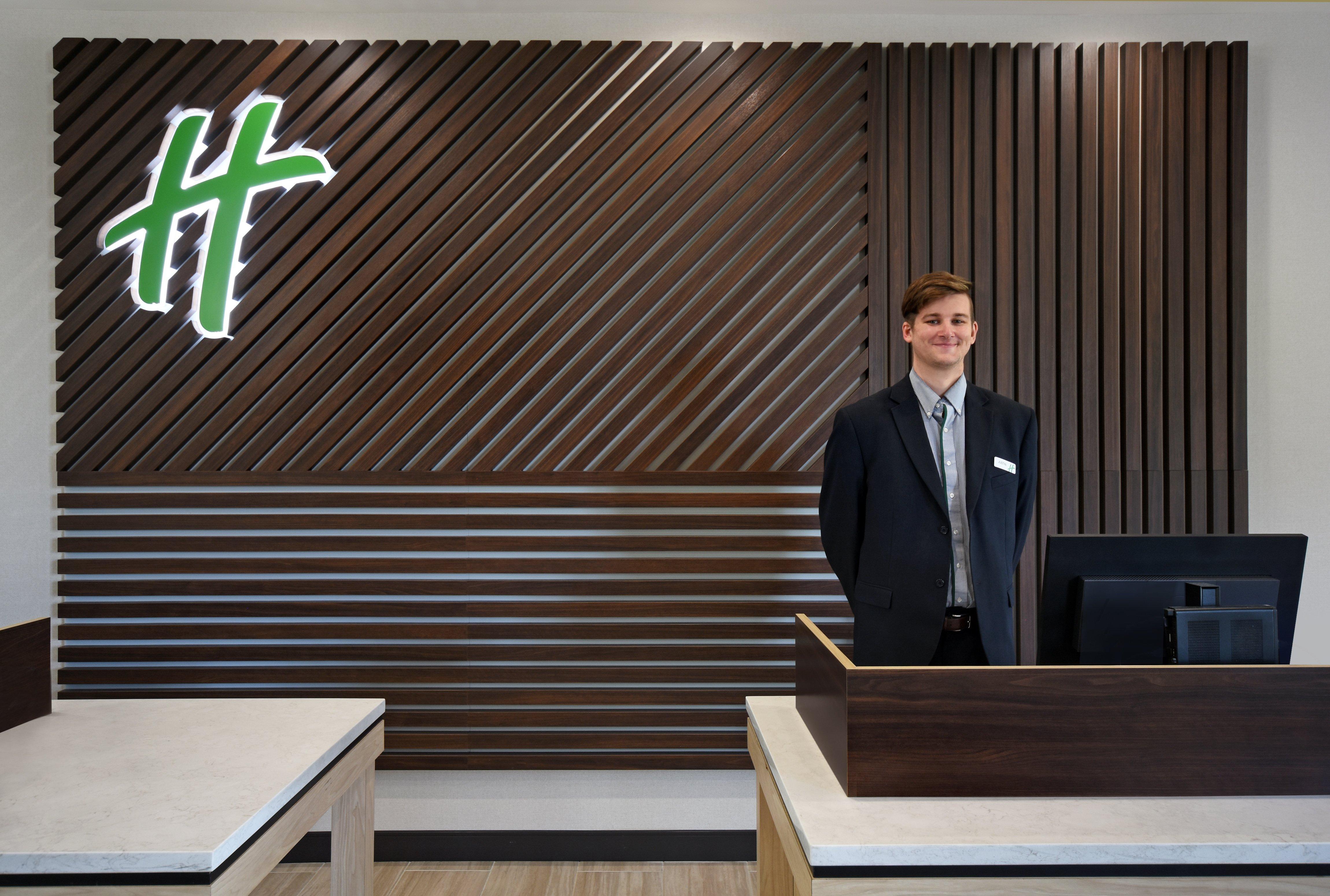 Holiday Inn Grand Rapids North - Walker By Ihg Exterior foto